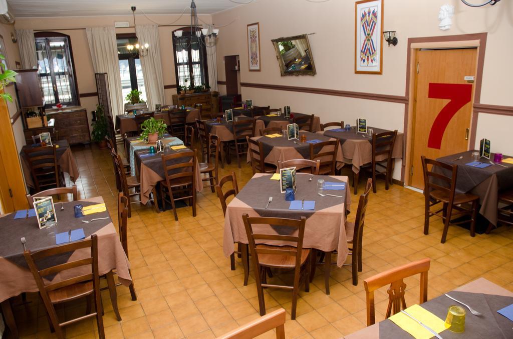 B&B 7 Camini San Giovanni Lupatoto Exterior photo